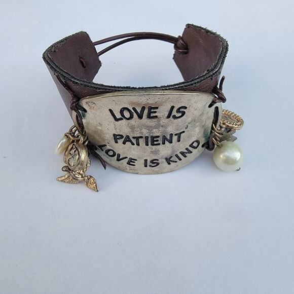 Vintage leather cuff bracelet love is patient Southern Charm boho - Picture 1 of 10